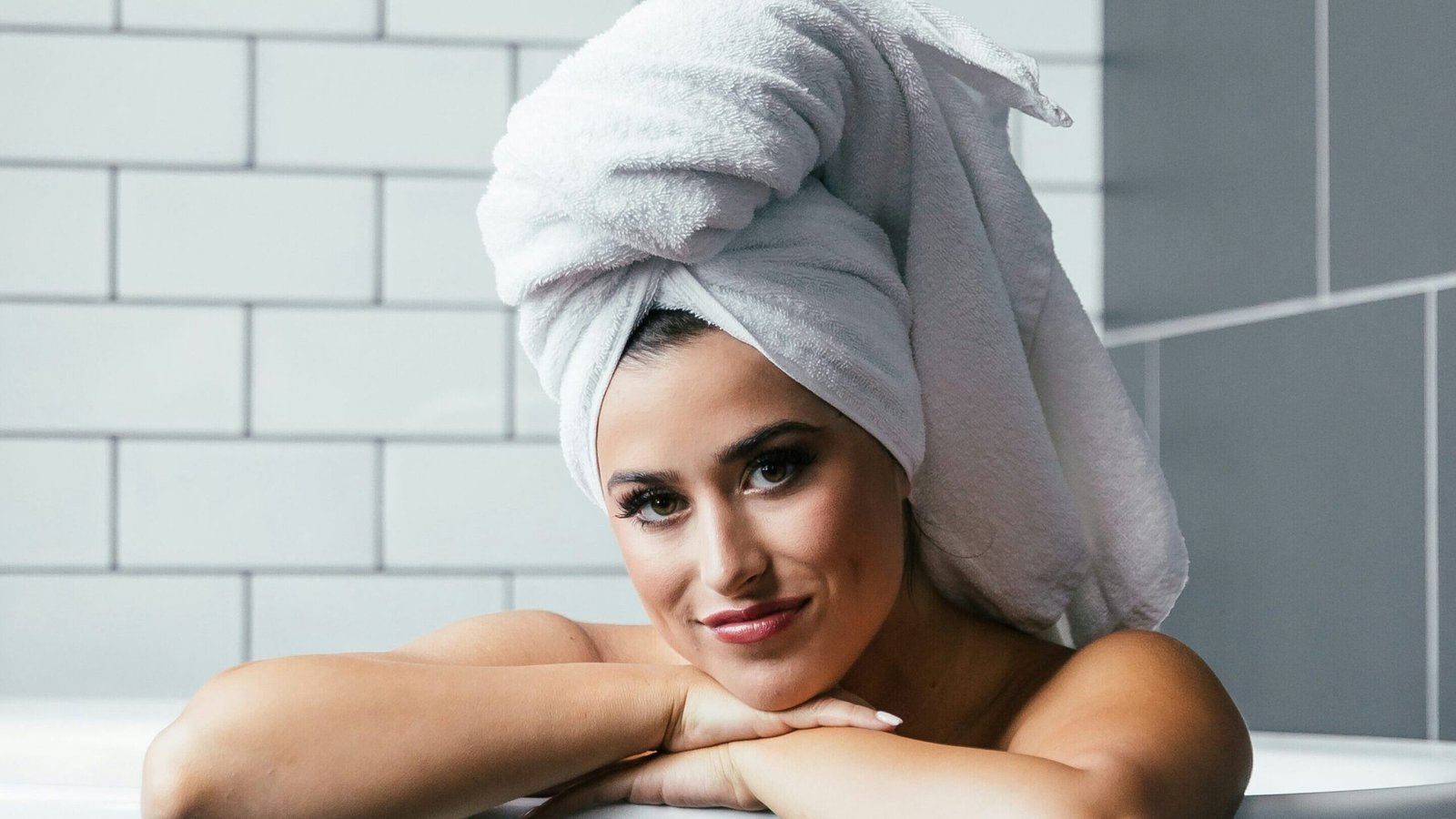 woman inside bathtub